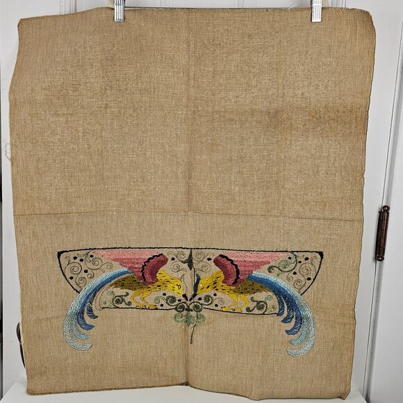 Vintage unfinished embroidered birds crash linen and floss 28 x 32 - Picture 2 of 9